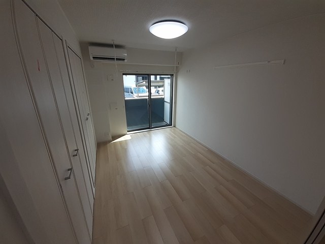 トゥジーテ その他1