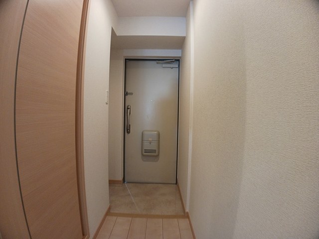 ＬＮ南河堀 玄関