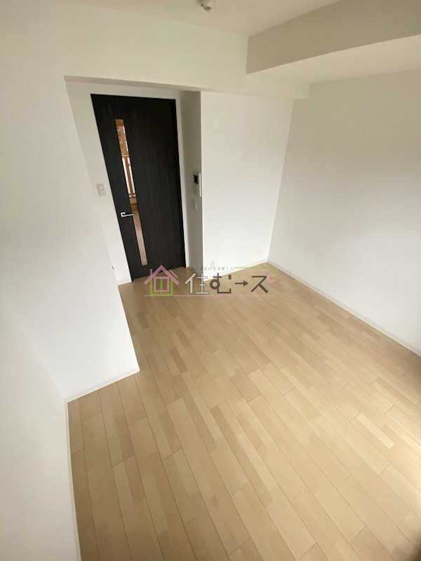 エスリード谷町六丁目  リビング