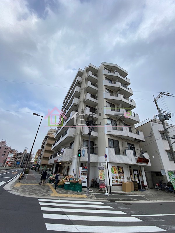アローハイツ 外観