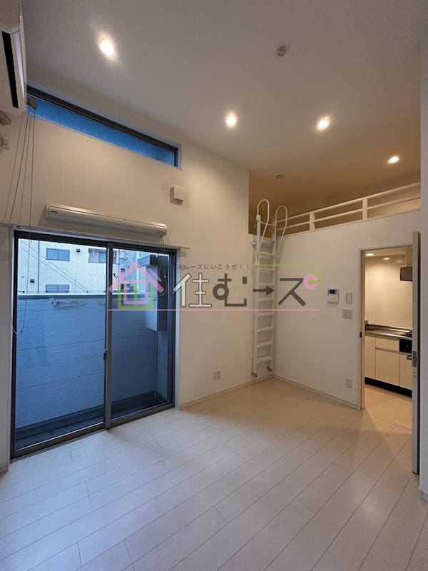 CRASTINE帝塚山東 ベッドルーム