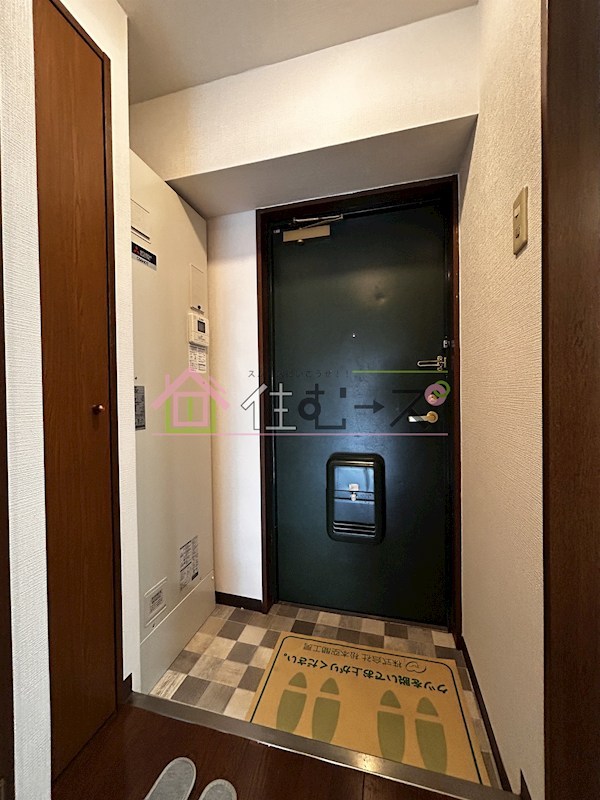 エミネンスパレス 玄関