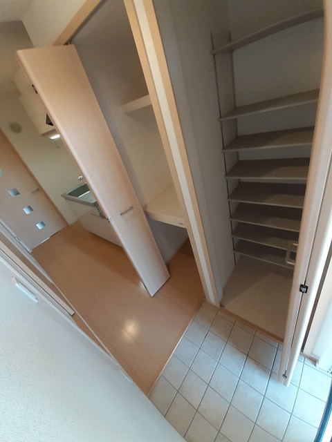 フルール　宇賀德 玄関