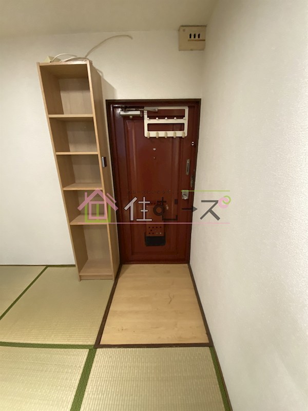 寿ハイツ 玄関