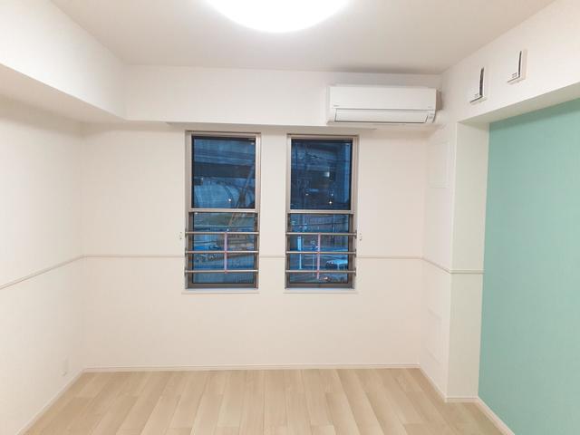 Ｙシャトレーヌ　Ⅲ リビング