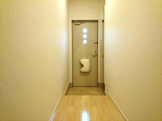 ブラウンメゾン 玄関