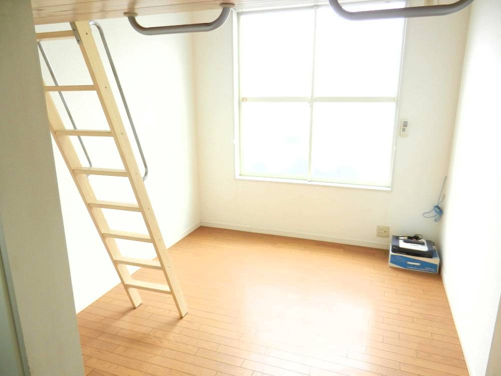 レオパレス藤本Ⅱ リビング