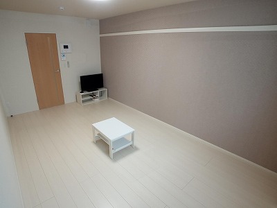 クレイノフローラ西長洲 ベッドルーム