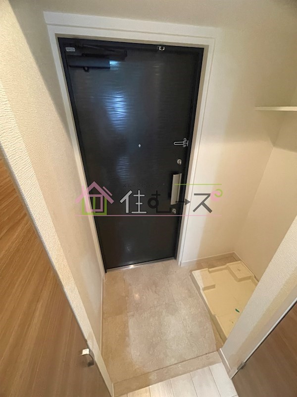 スプランディッド難波 玄関