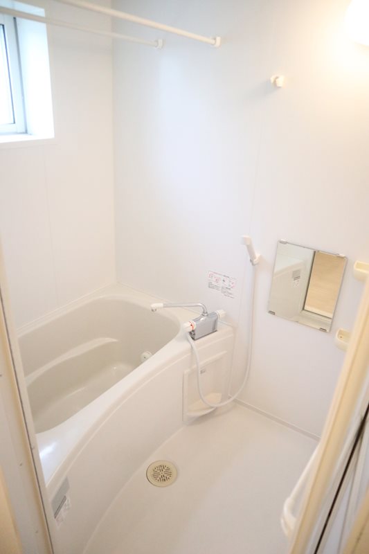 メゾン・ド・ソレイユ 風呂画像