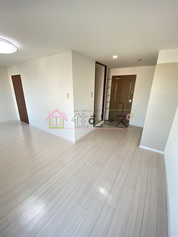 レガーレ長居公園 リビング