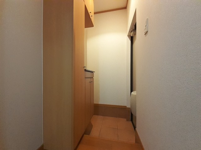 アンフルールⅡ番館 玄関