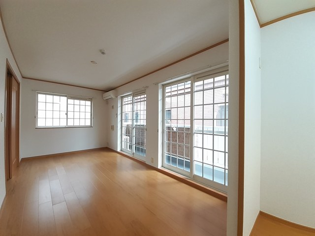 アンフルールⅡ番館 リビング