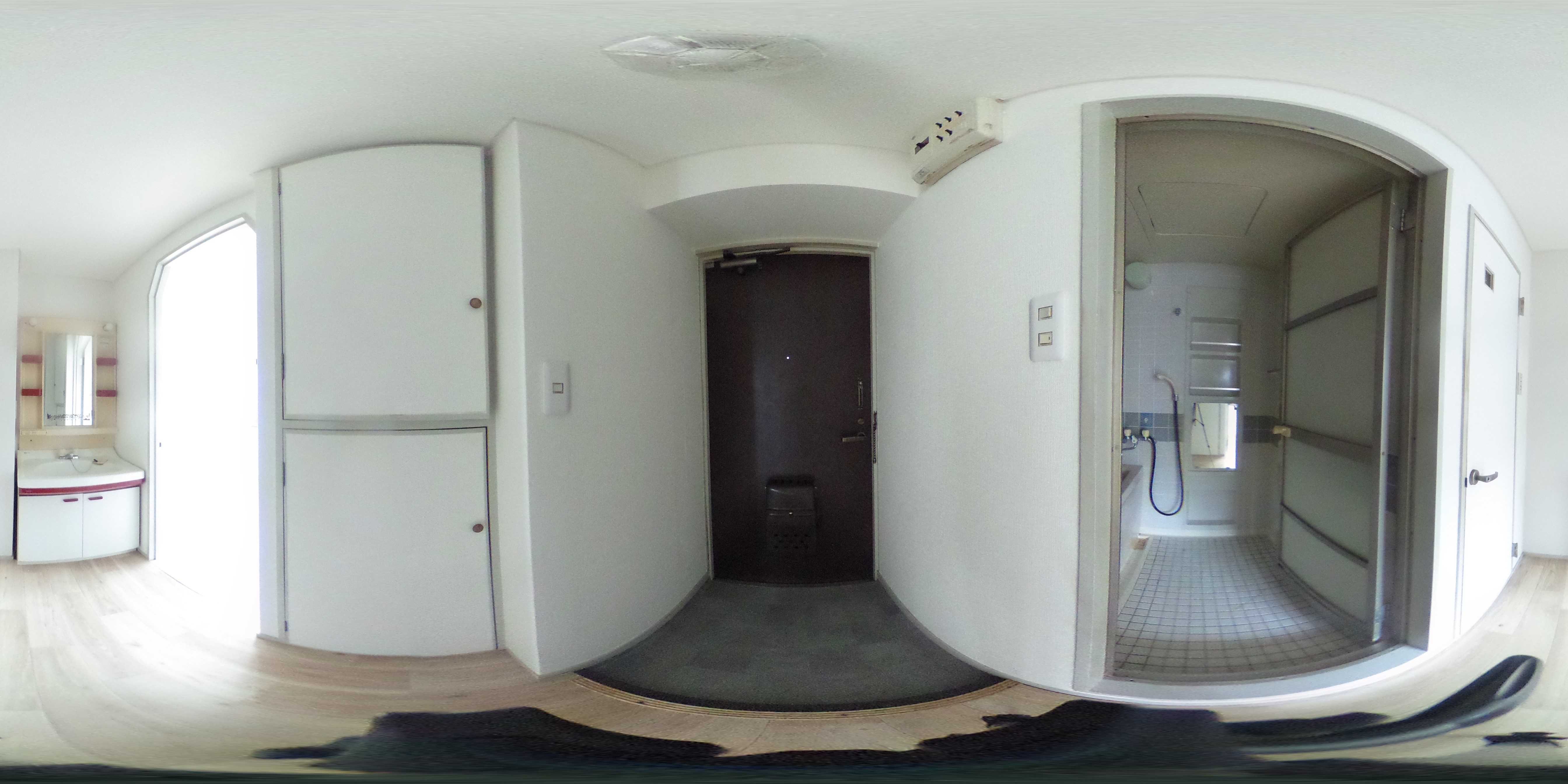 長谷川ハイツ 玄関