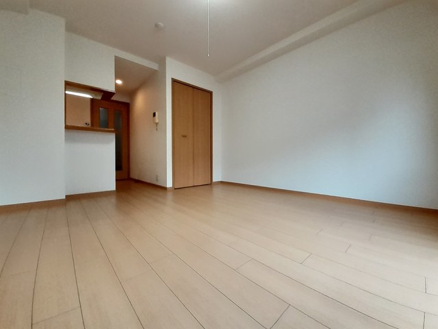 サザンクロス深井中町 リビング