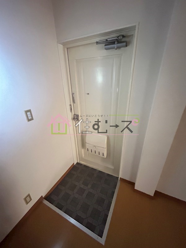 ハピネス加美 玄関