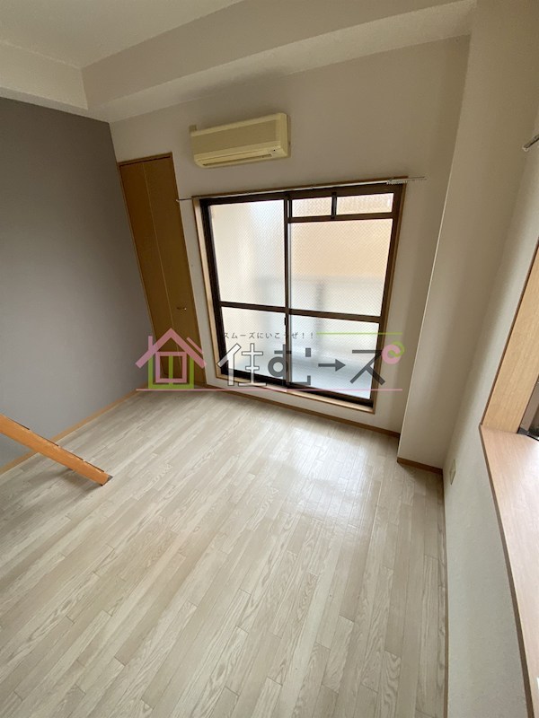 オズレジデンス鶴見 ベッドルーム