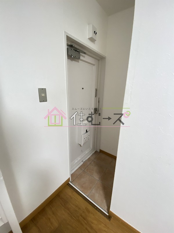 大宝　上本町レッドハイツ 玄関