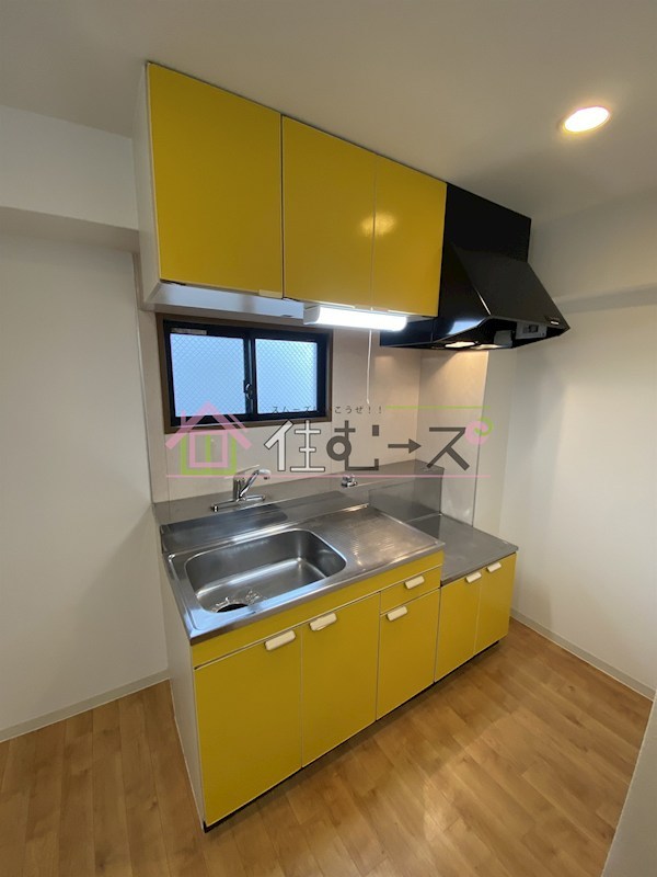 ロジュマン上本町 キッチン