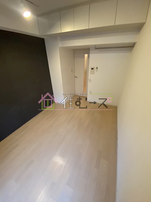 アドバンス上町台ラシュレ リビング