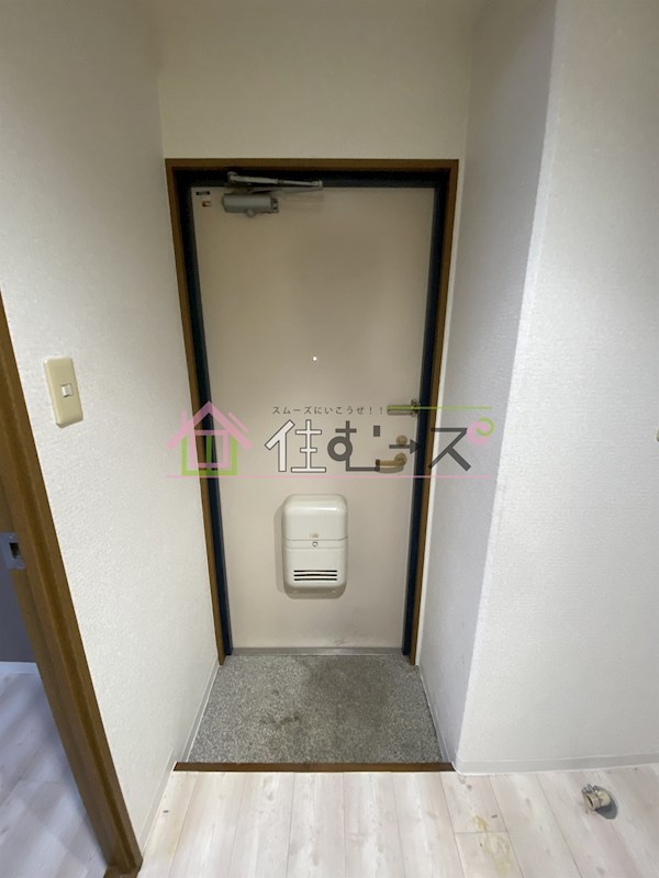 ライフステージ難波 玄関