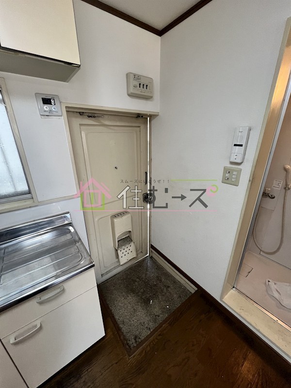 合川マンション 玄関