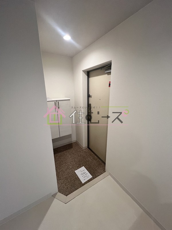 グランドゥール九条 玄関