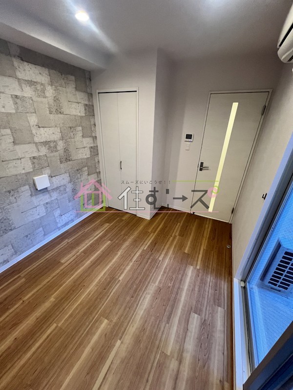 グランドゥール九条 リビング