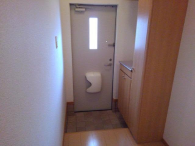 グランモデッサＡ 玄関