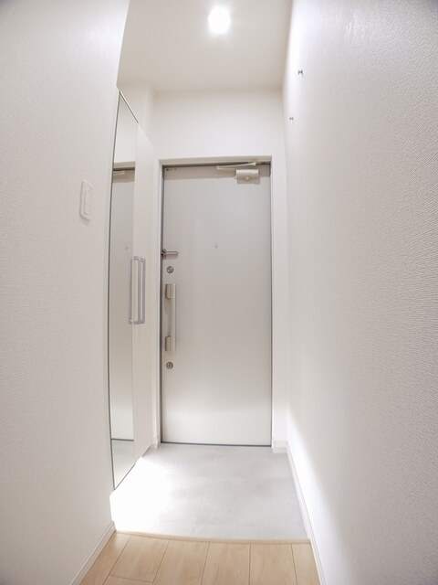 インペリアルライフ 玄関