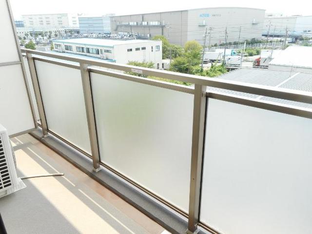 ハックベリー茨木南 ベランダ