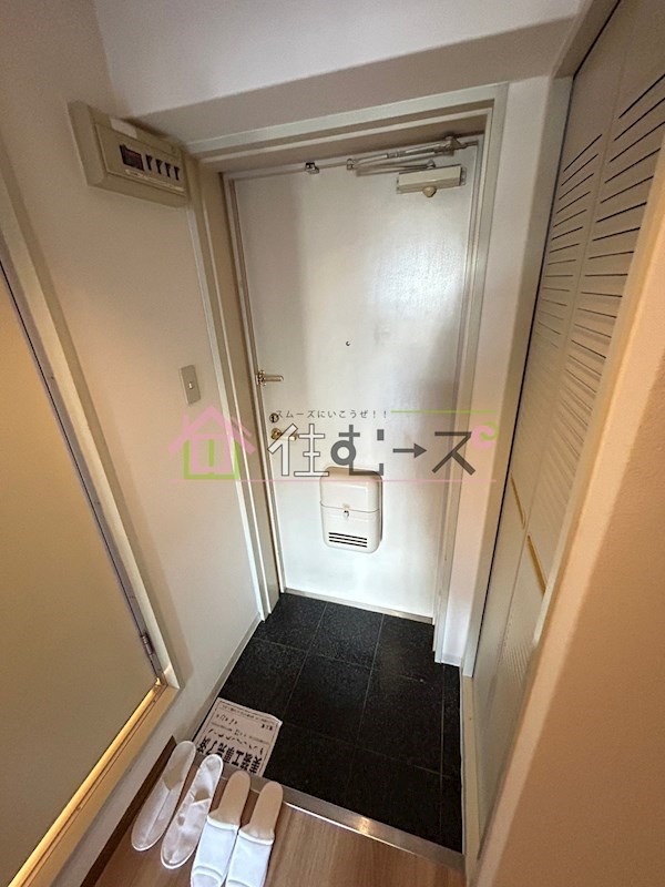 朝日プラザ岸里パサージュ 玄関