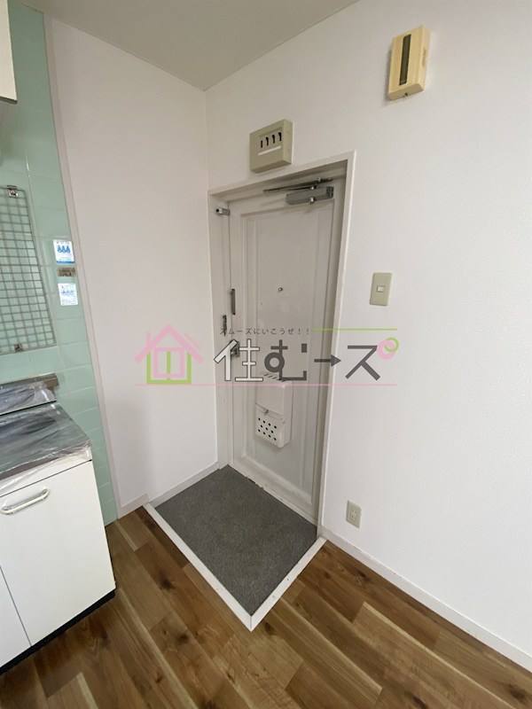 宝マンション 玄関