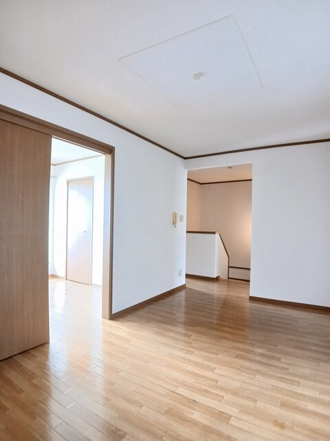 サンヒルズ　（五条町） リビング