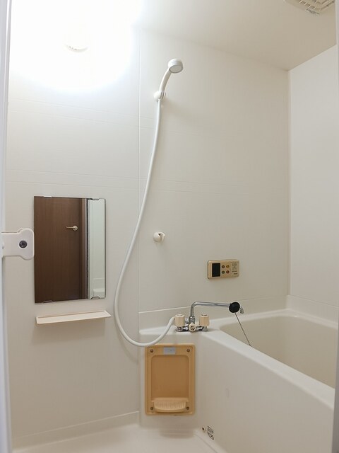 サンヒルズ　（五条町） 風呂画像