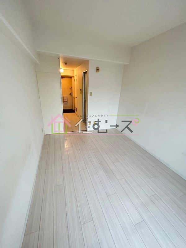 ラ・フォーレ上新庄 リビング