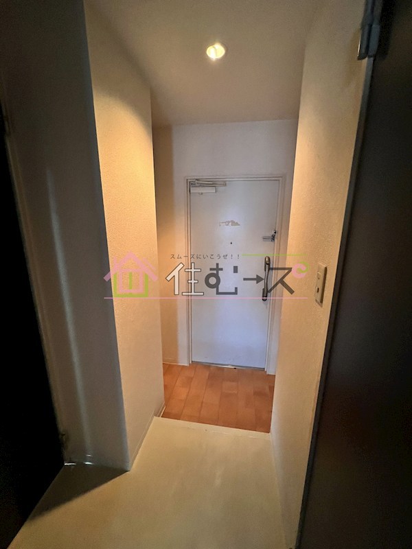 十三本町ウインズマンションⅡ 玄関