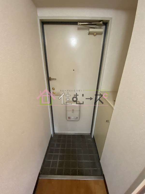 ヴィラ・リベルテ下新庄 玄関