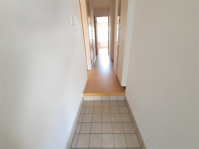 サンヒルズ楠葉 玄関