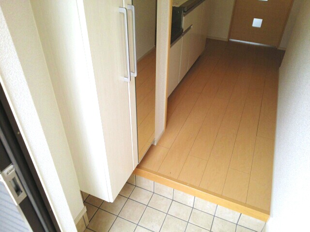 アンジュ　ド　ルミエール 玄関