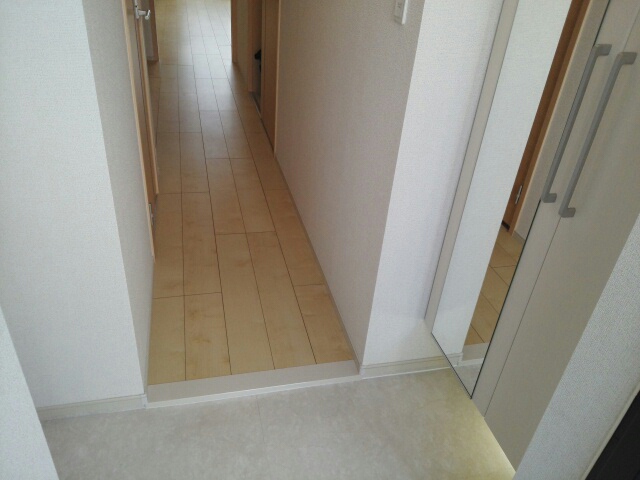 プラージュ堺 玄関