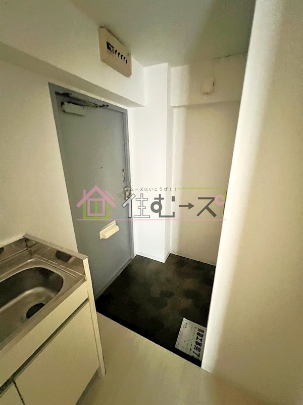 クルーム新大阪2番館 玄関