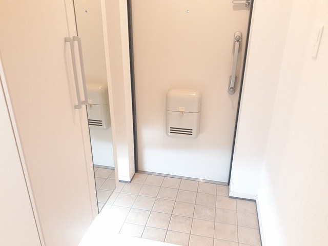 ミラージュ帝塚山 玄関