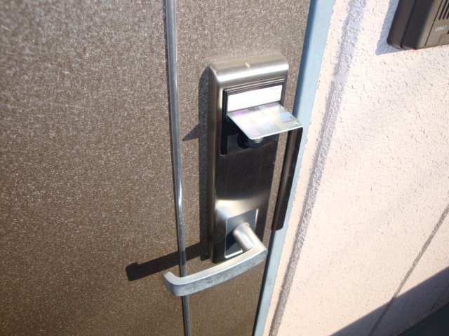 エルシオン 玄関