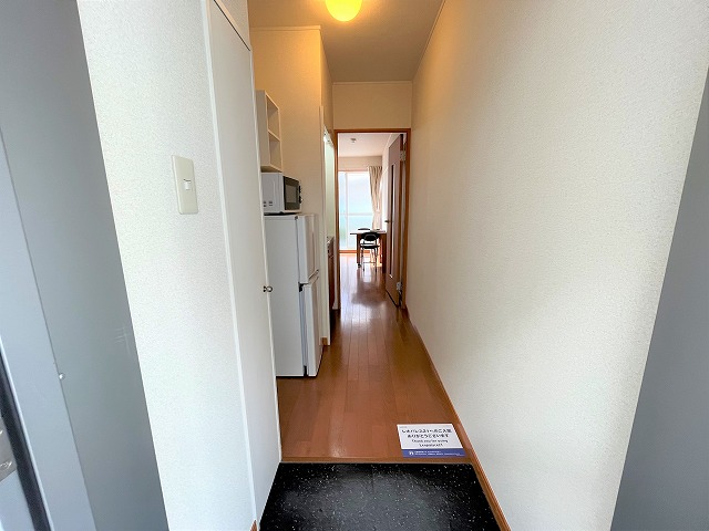 レオパレスＰａｄｄｙｆｉｅｌｄ 玄関