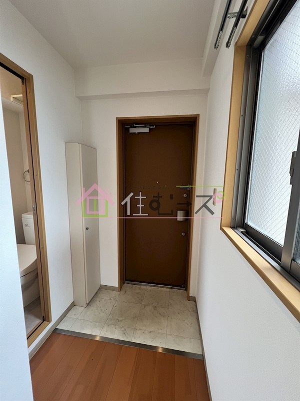 ボナールIZUMI 玄関