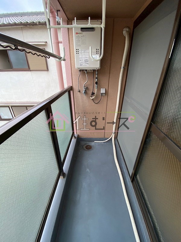 鶴見ベルダァーⅠ番館 ベランダ