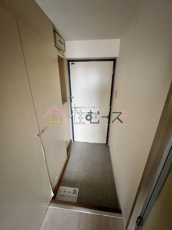 グランデール平野 玄関