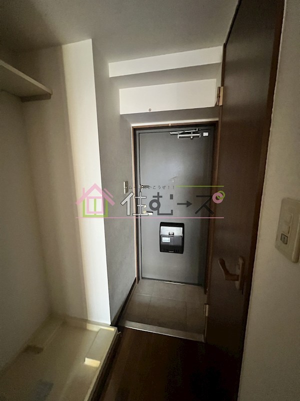 ビクトワール喜連 玄関