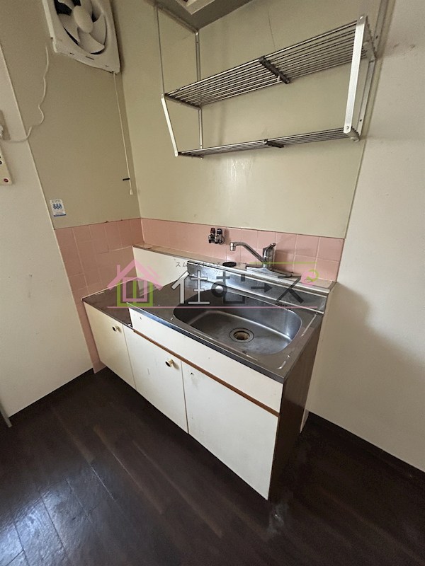 雁福園 キッチン